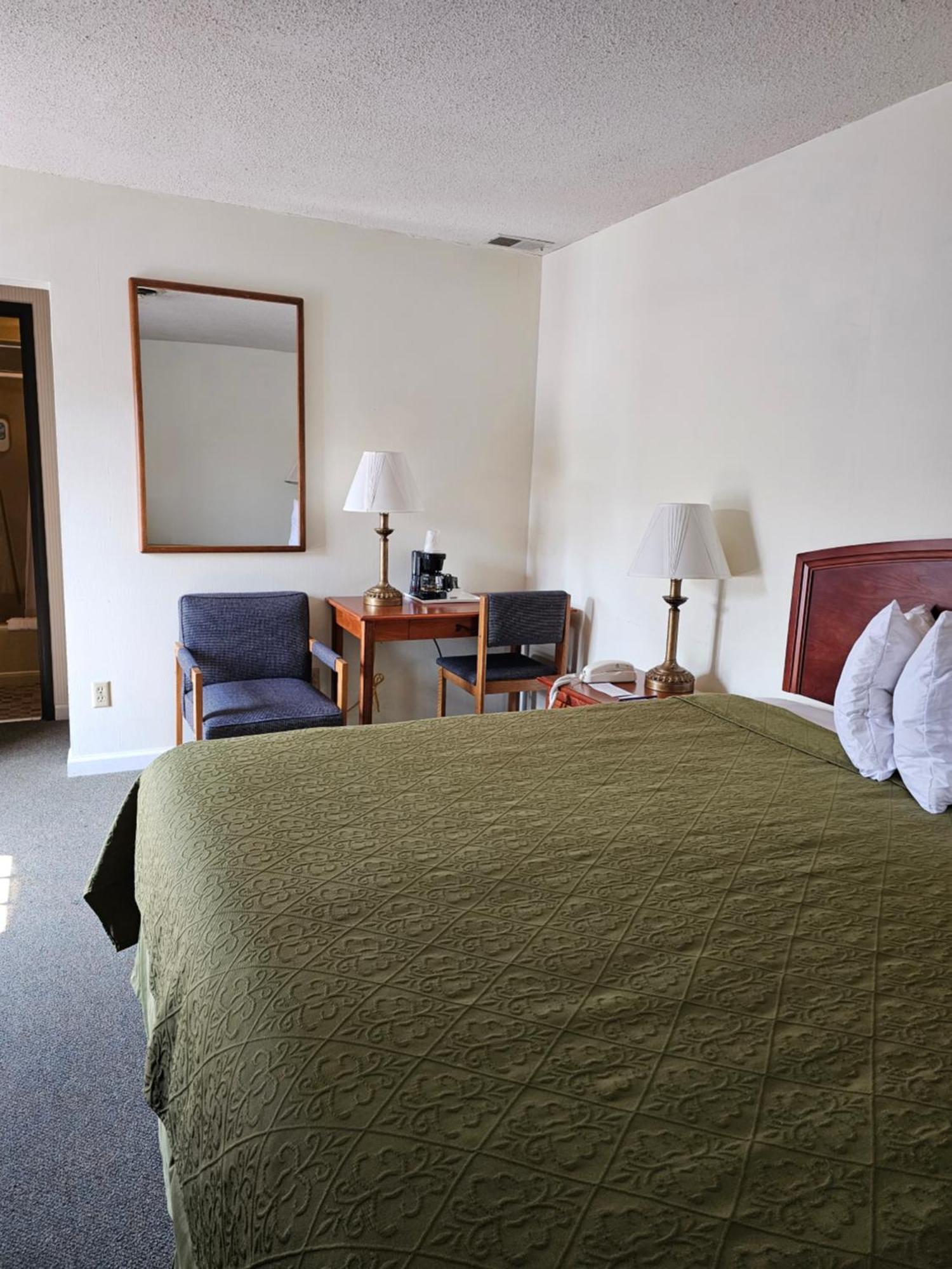 Knights Inn Mackinaw City Buitenkant foto