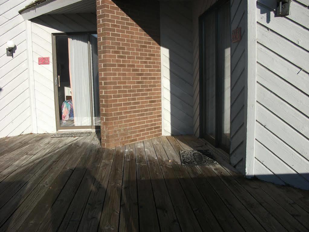 Knights Inn Mackinaw City Buitenkant foto